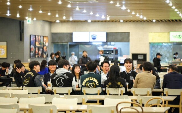 김민석 국무총리, ‘천원의 아침밥’ 현장 방문