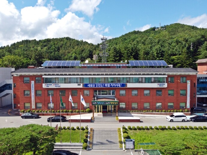 양구군, 버드나무 예술창고 연말맞아 ...