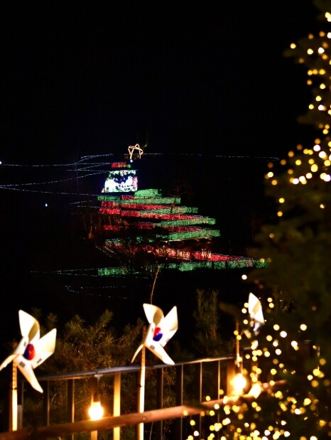 김포시, ‘3색 트리의 향연’ 애기봉...