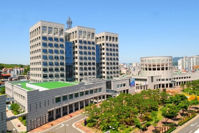 ‘2025 진주전통공예비엔날레’성대히...
